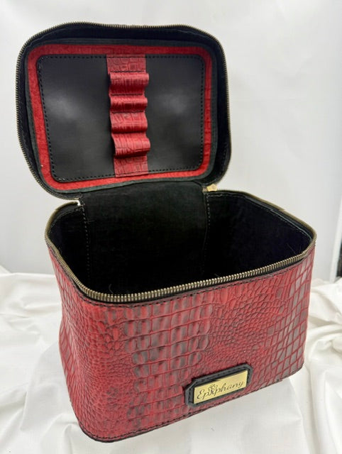 The Crimson Croc – Hand-Stitched Leather Vanity Case